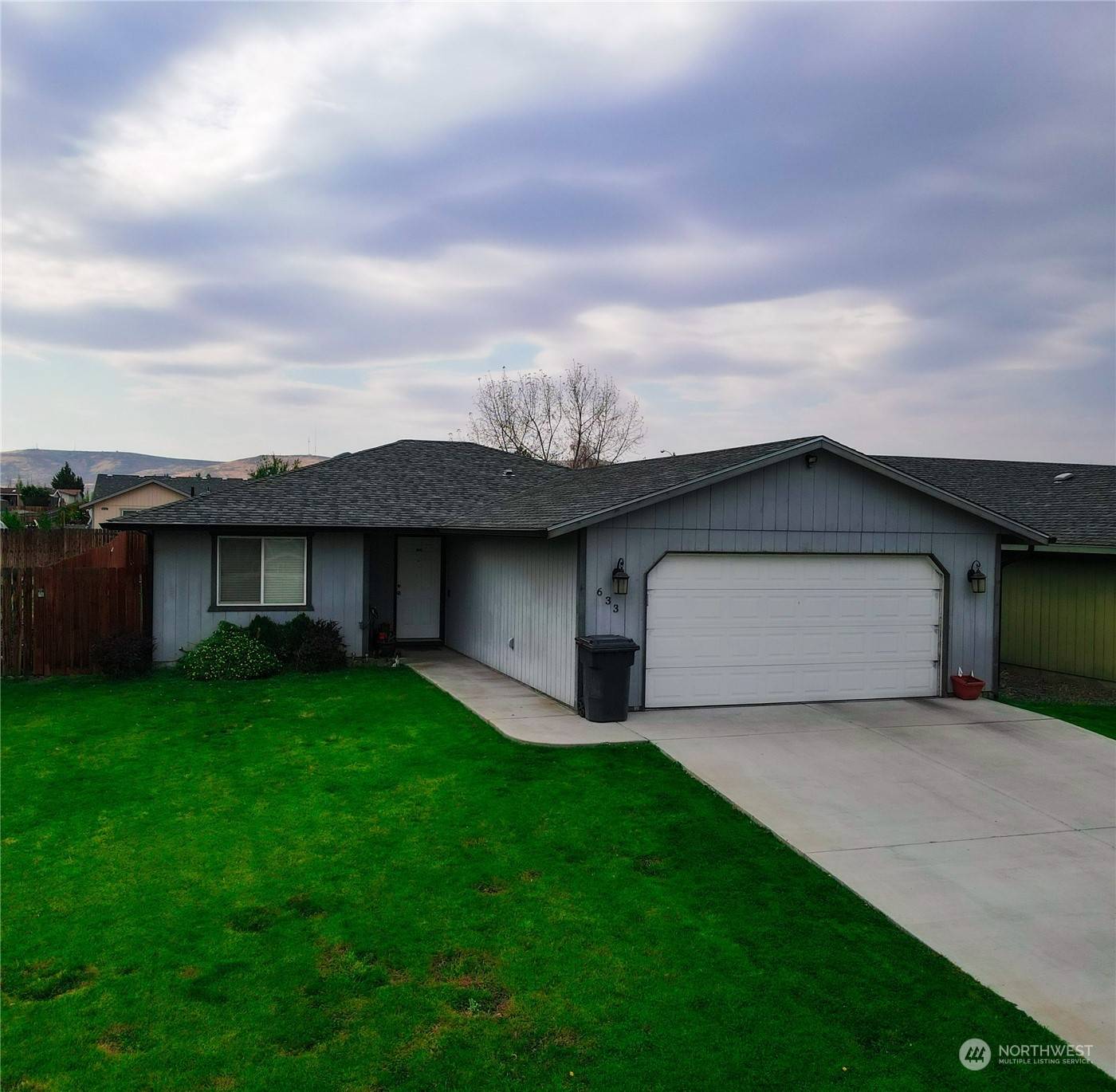 Ephrata, WA 98823,633 L ST SE