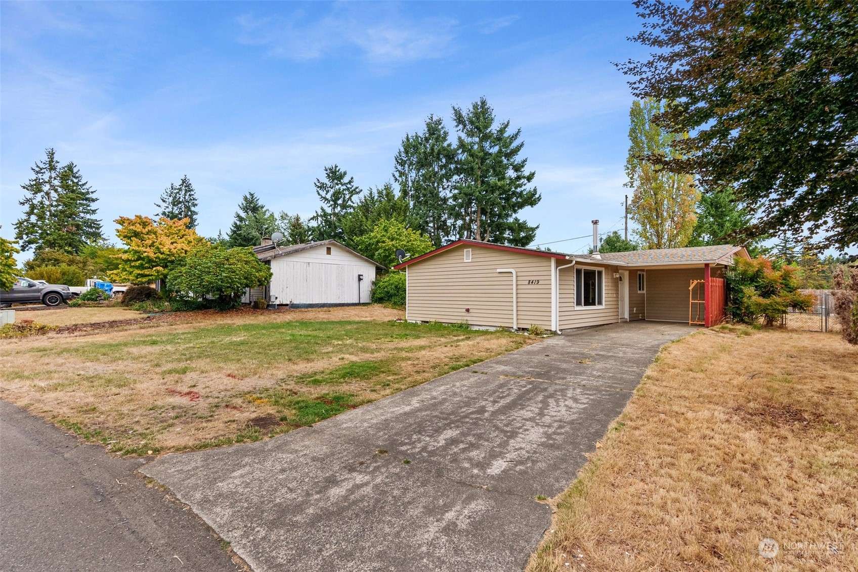 Olympia, WA 98516,8419 Quinault DR NE