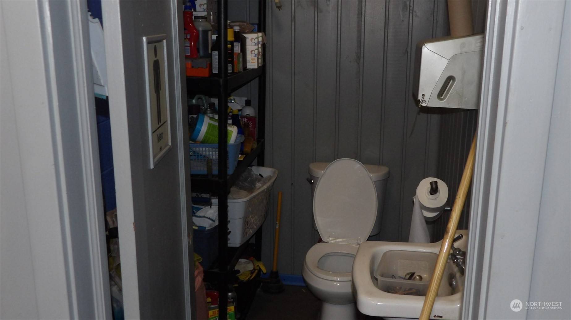 Ritzville, WA 99169,704 W 1st AVE