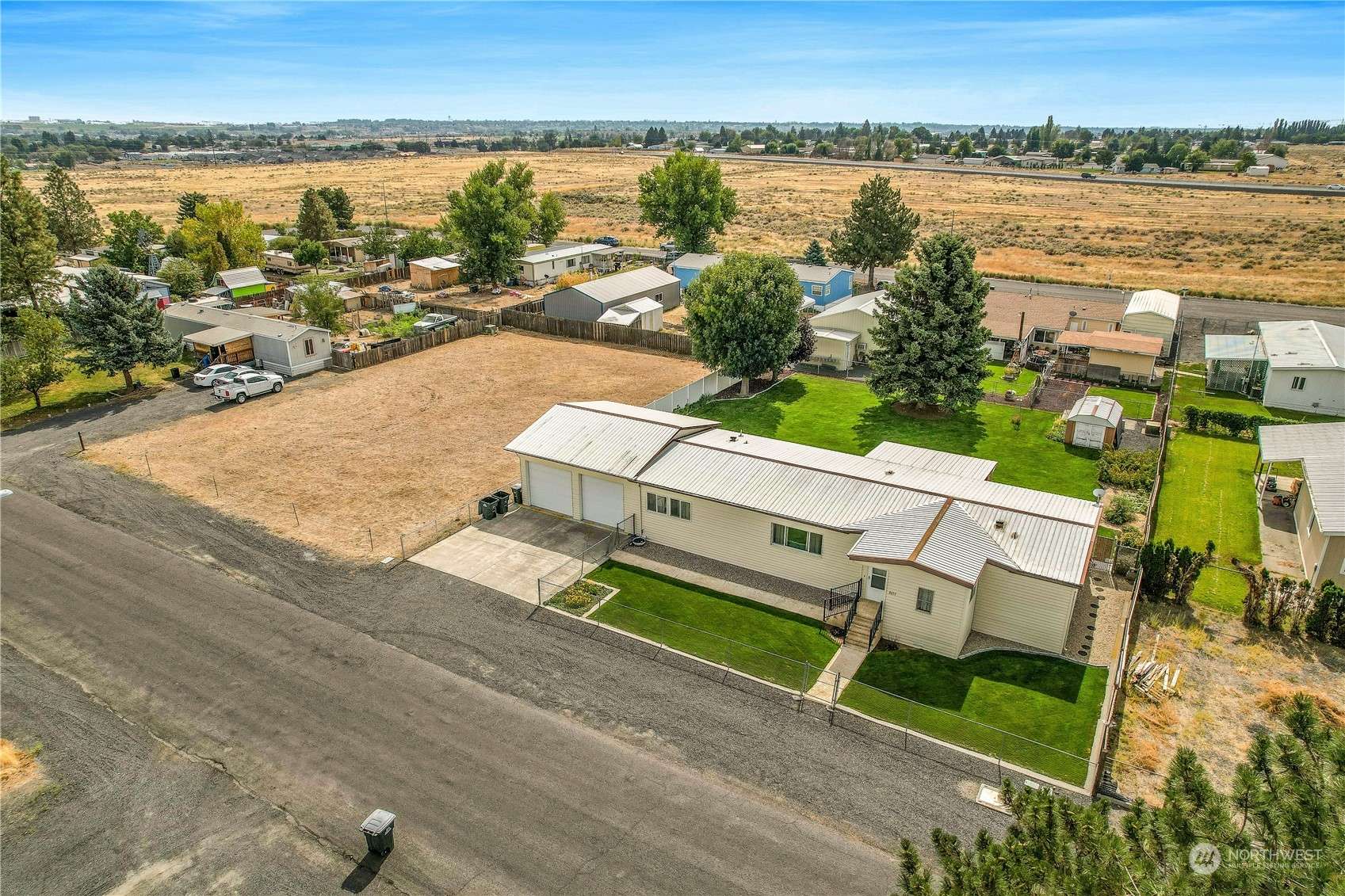 Moses Lake, WA 98837,8653 Charles RD NE