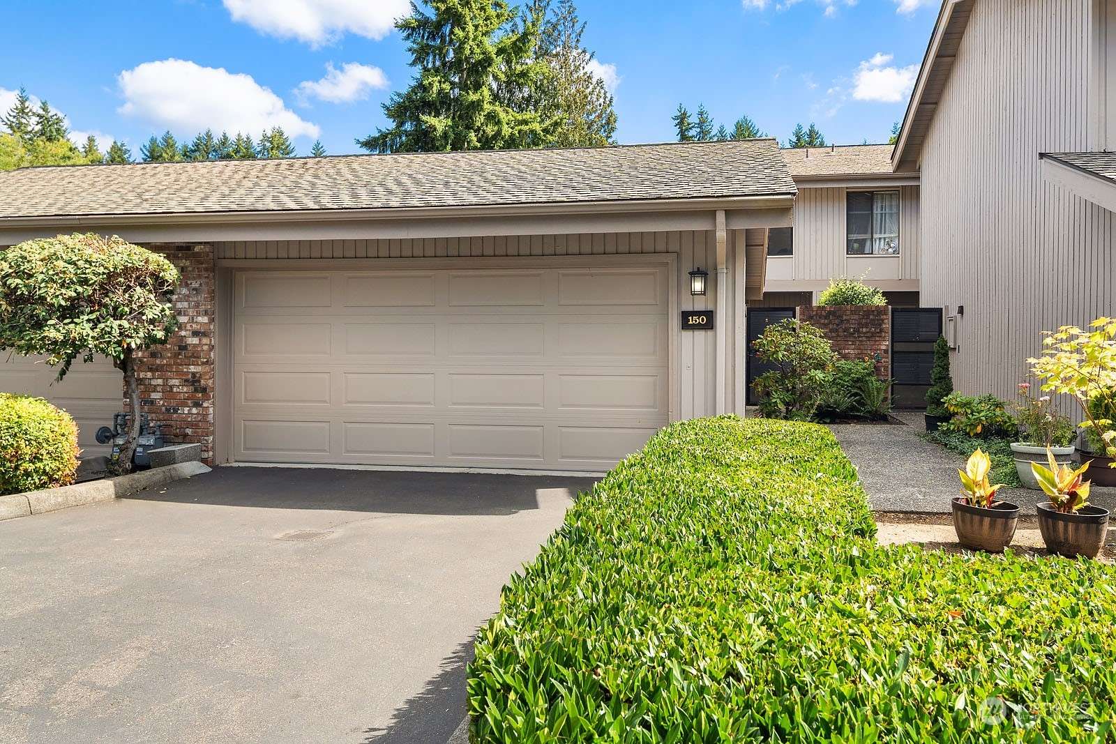 Bellevue, WA 98007,150 142nd PL NE