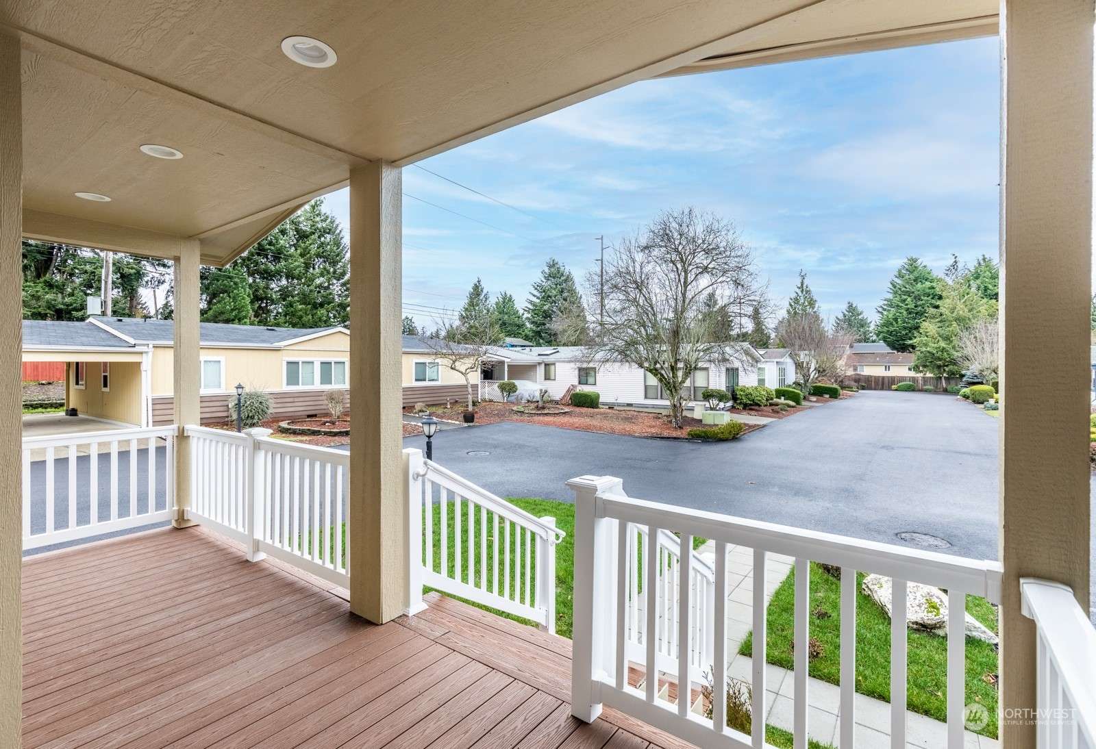 Federal Way, WA 98003,2611 S 288th ST #6