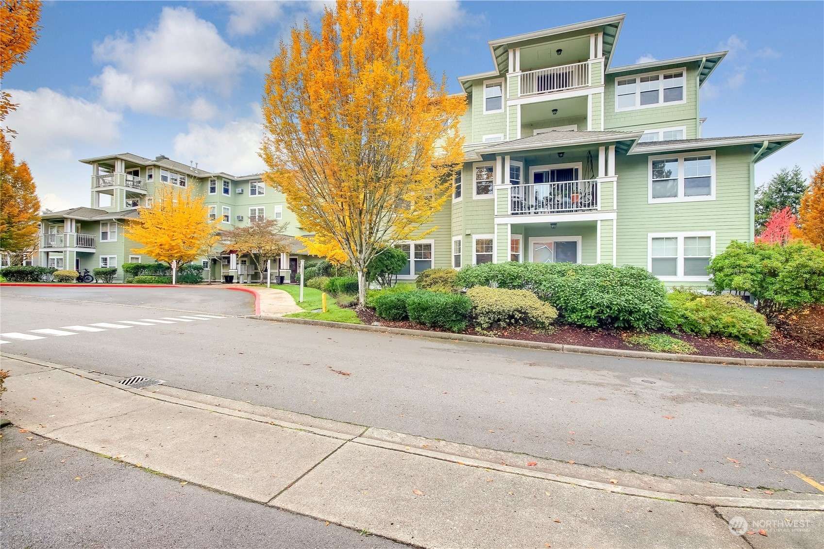 Issaquah, WA 98029,22425 SE Highland LN #401