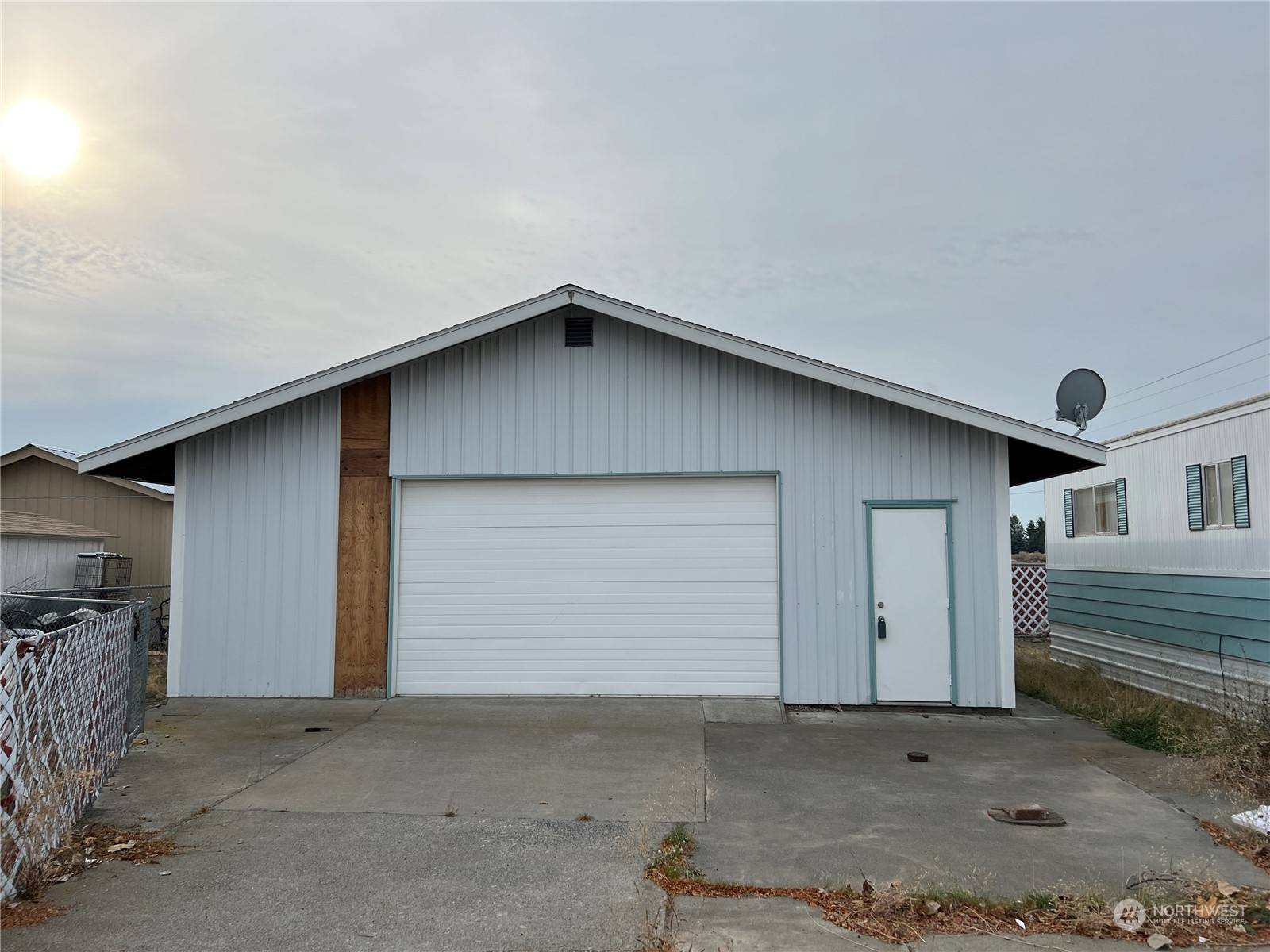 Ephrata, WA 98823,406 6th AVE SE