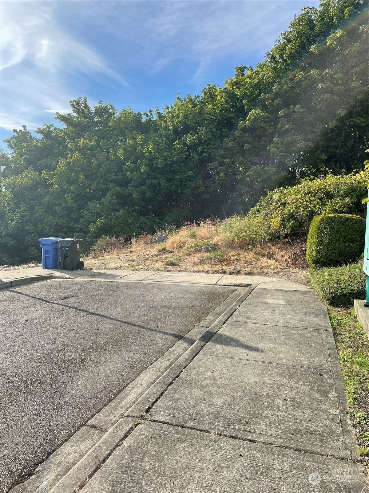 Tacoma, WA 98422,1416 Browns Point BLVD