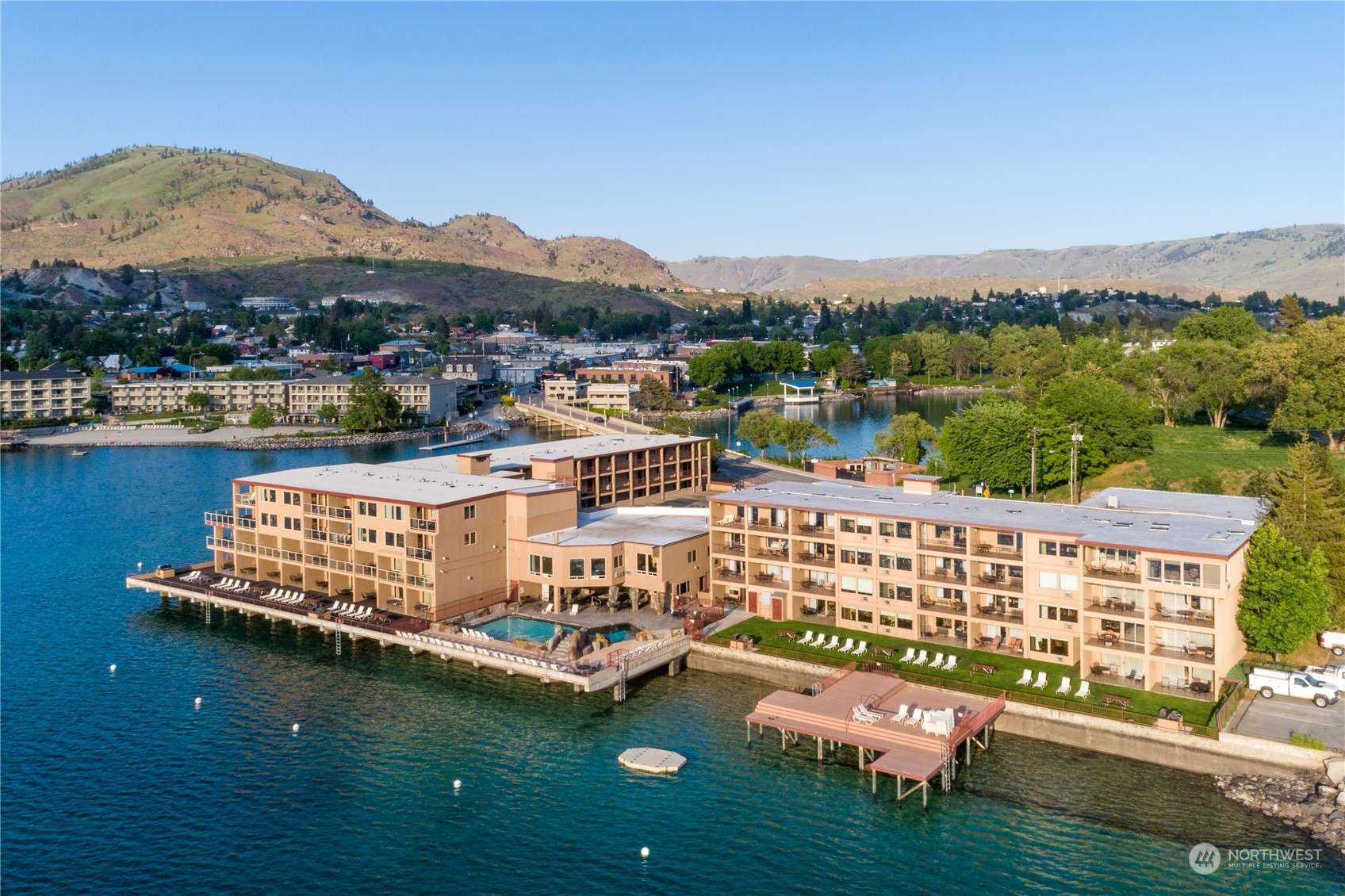 Chelan, WA 98816,322 W Woodin AVE #711