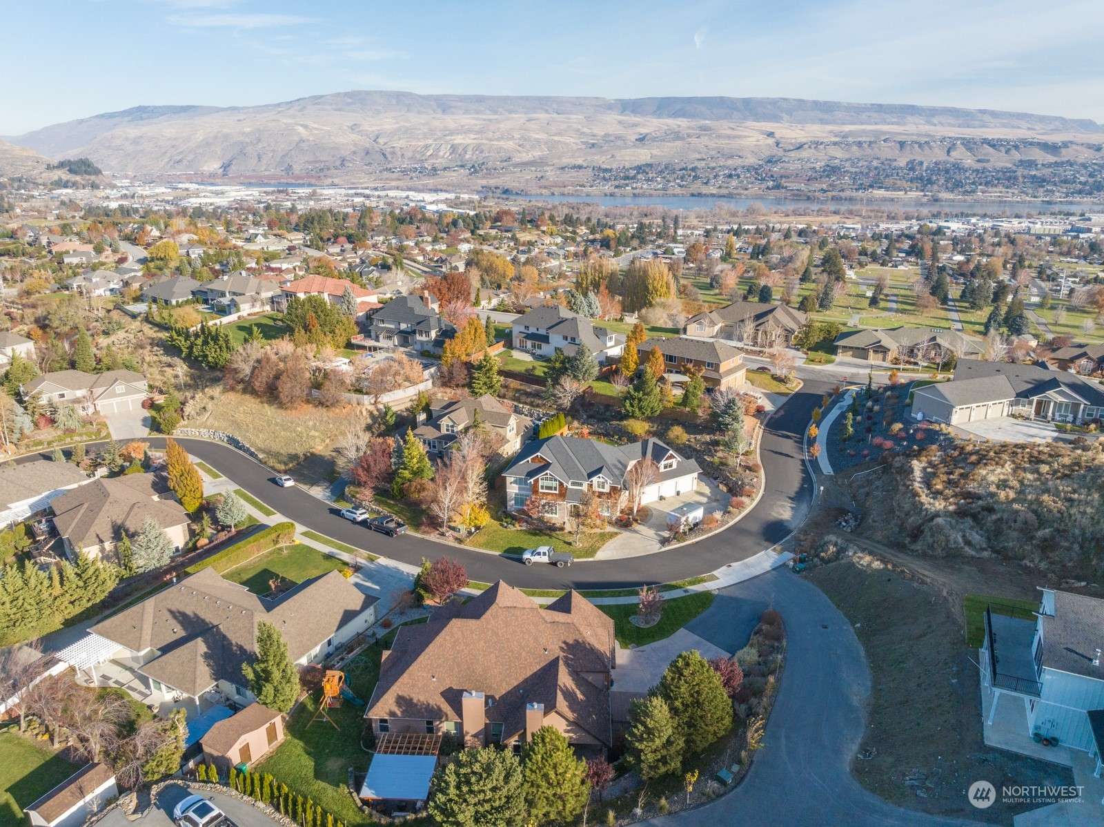 Wenatchee, WA 98801,2059 Broadcrest CT