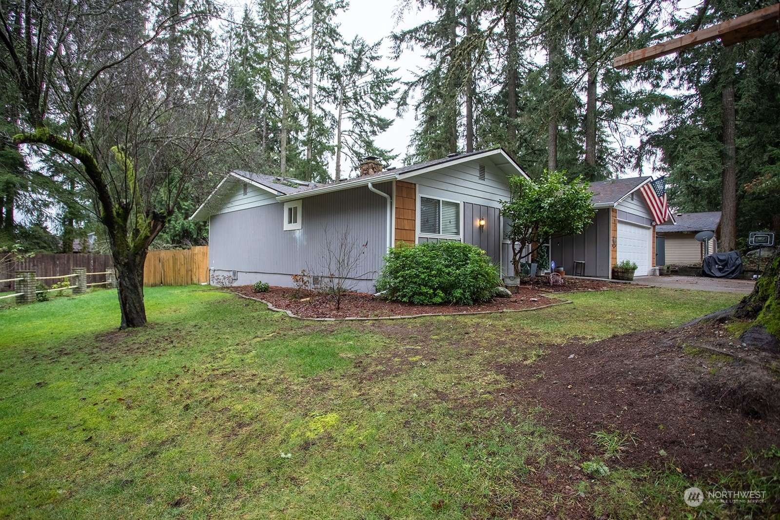 Port Orchard, WA 98366,3857 Canterbury PL SE