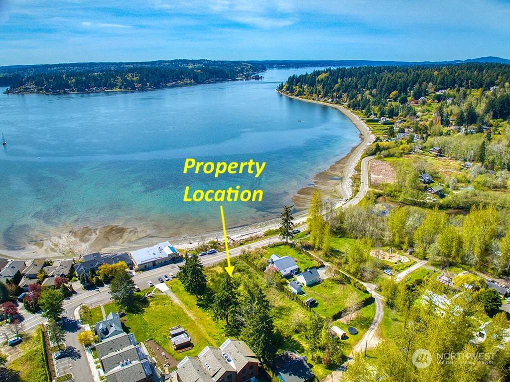 Bainbridge Island, WA 98110,4552 Point White DR NE #A&B