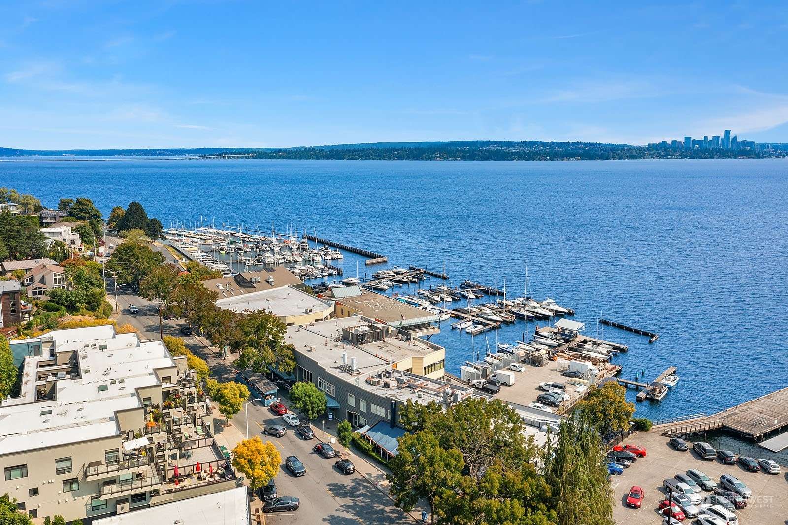 Seattle, WA 98122,121 Lakeside AVE #204