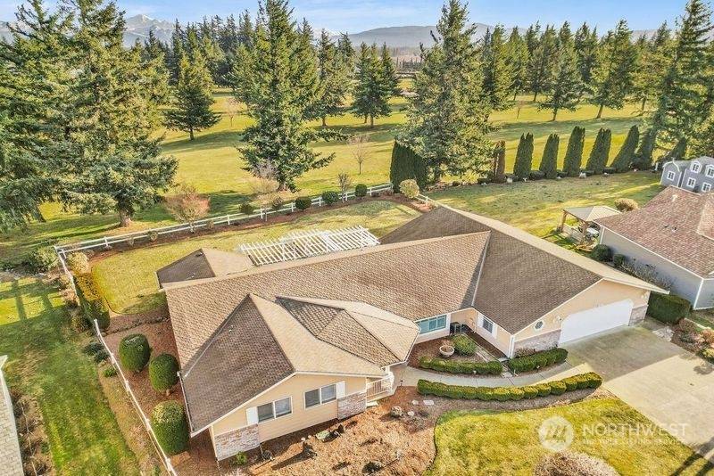 Lynden, WA 98264,6888 Golf View DR