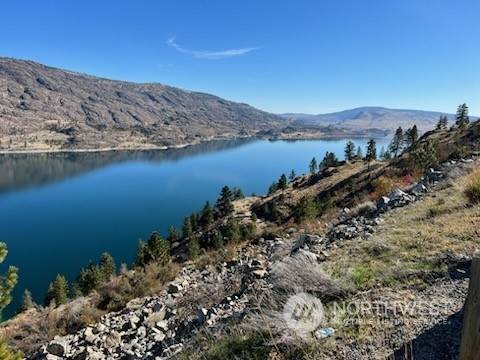 Omak, WA 98841,17 Omak Lake RD