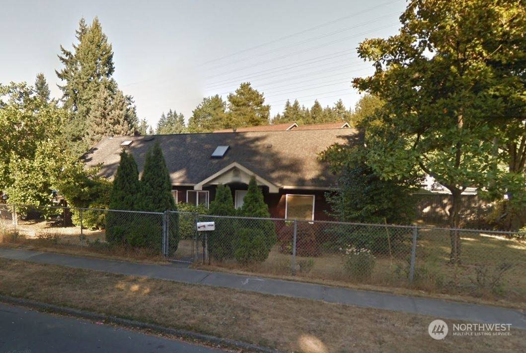 Shoreline, WA 98155,18504 8th AVE NE