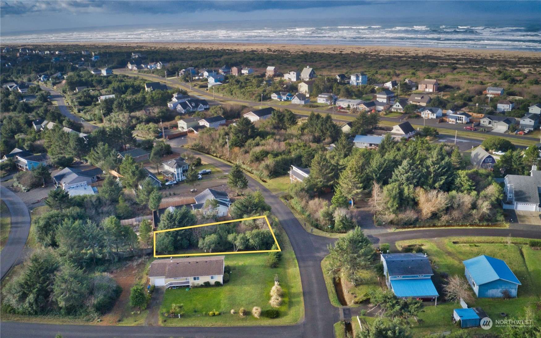 Ocean Shores, WA 98569,303 N Wynoochee DR SW