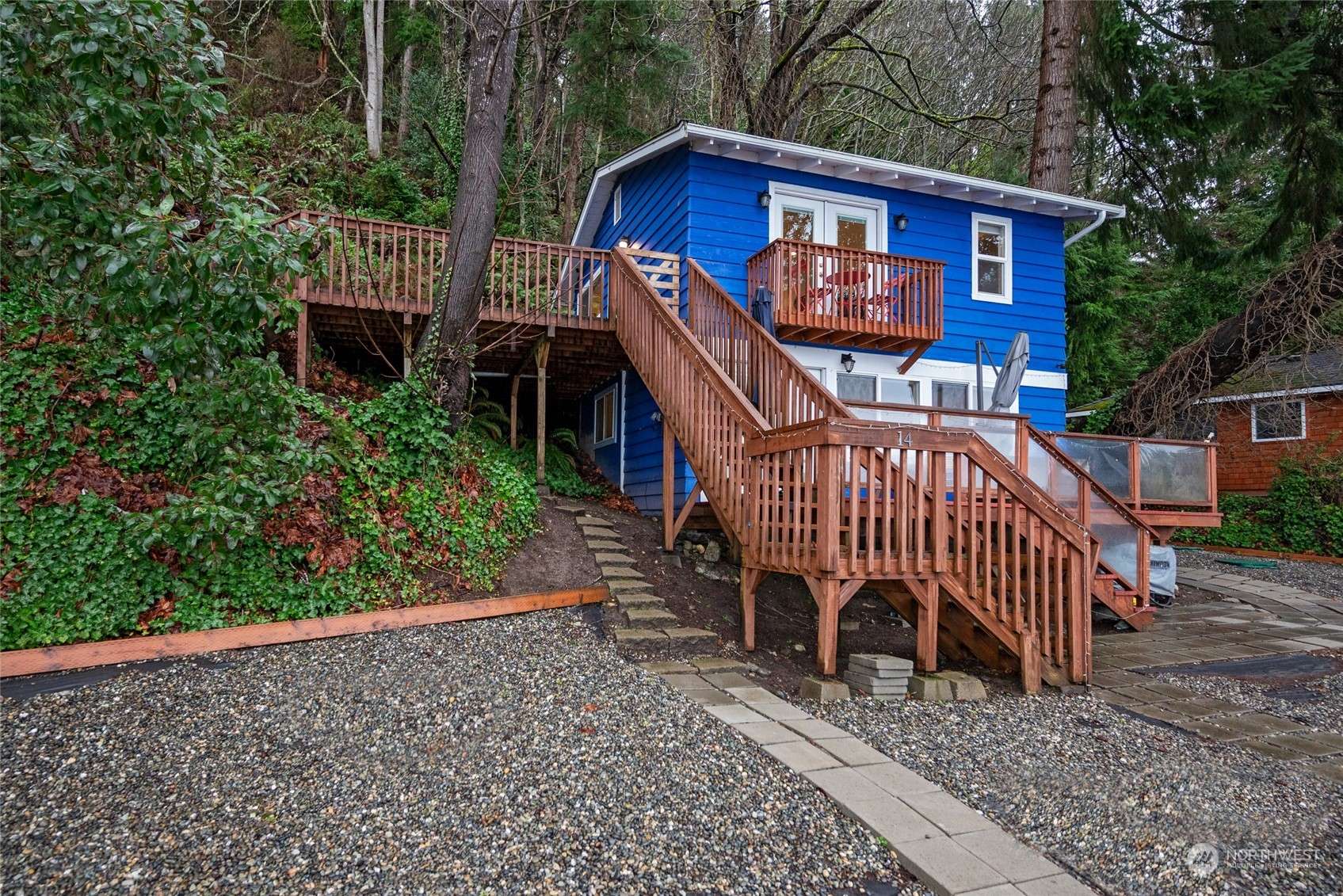 Vashon, WA 98070,25818 Bates Walk SW