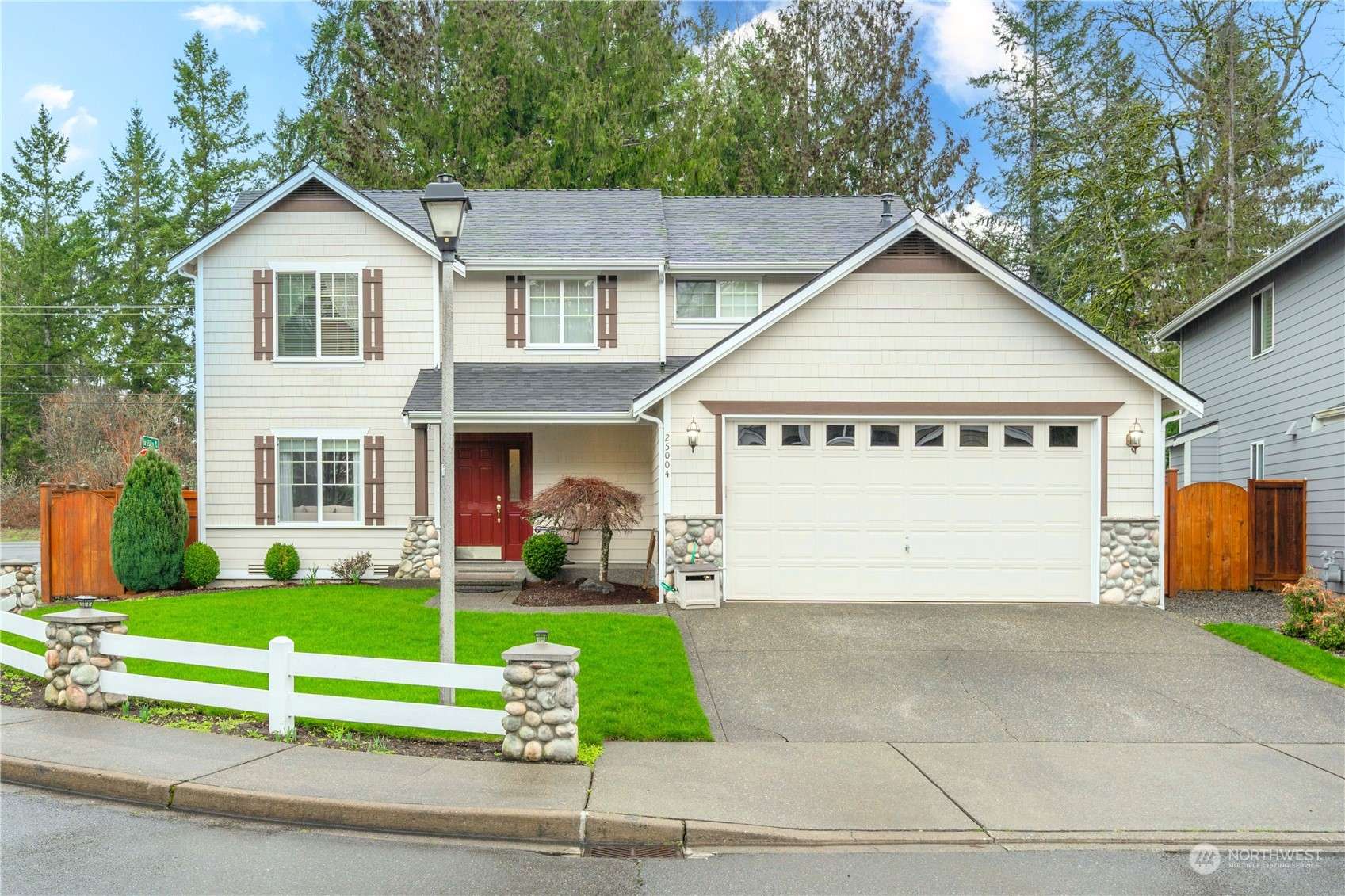 Maple Valley, WA 98038,25004 235th CT SE