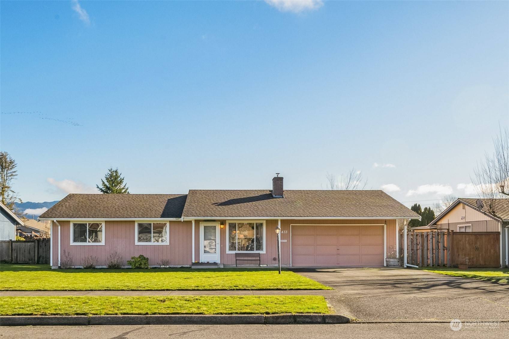 Enumclaw, WA 98022,433 Harmony LN