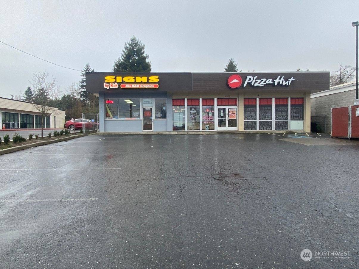 Renton, WA 98055,17634 108th AVE SE #1