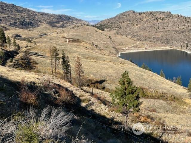 Omak, WA 98841,31 Omak Lake RD