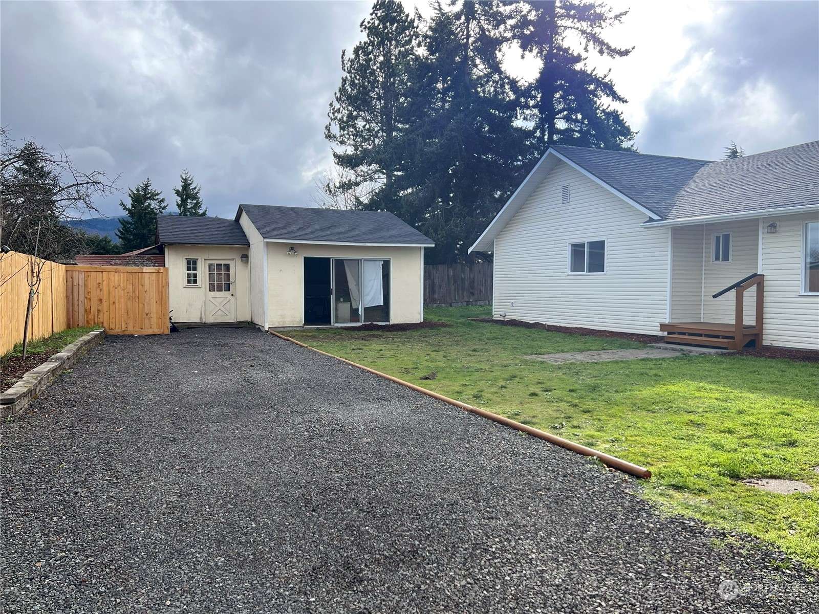 Sequim, WA 98382,137 E Fir ST