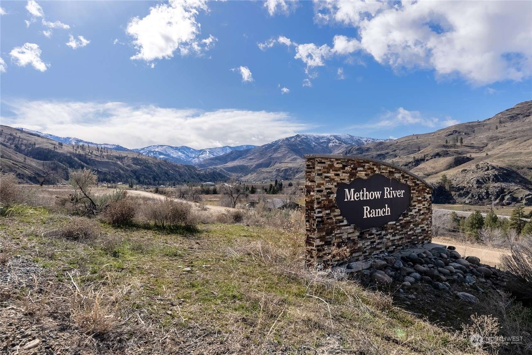 Methow, WA 98834,8 Cowboy RD