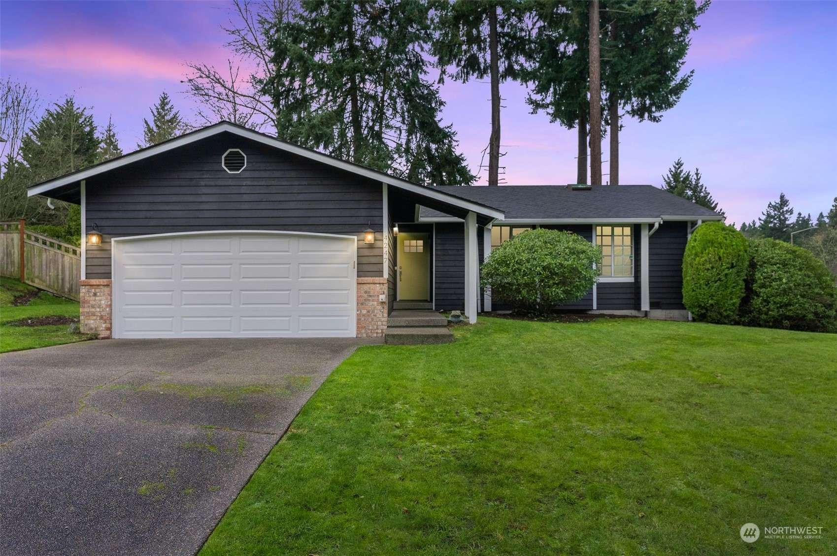 Federal Way, WA 98023,4247 SW 337th PL