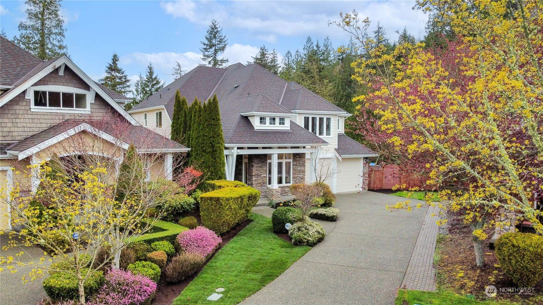 Issaquah, WA 98029,3500 NE Meadow WAY