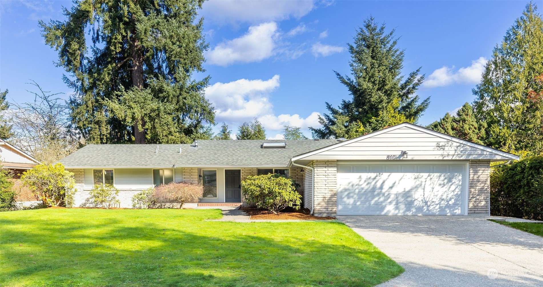 Bellevue, WA 98008,810 170th PL NE