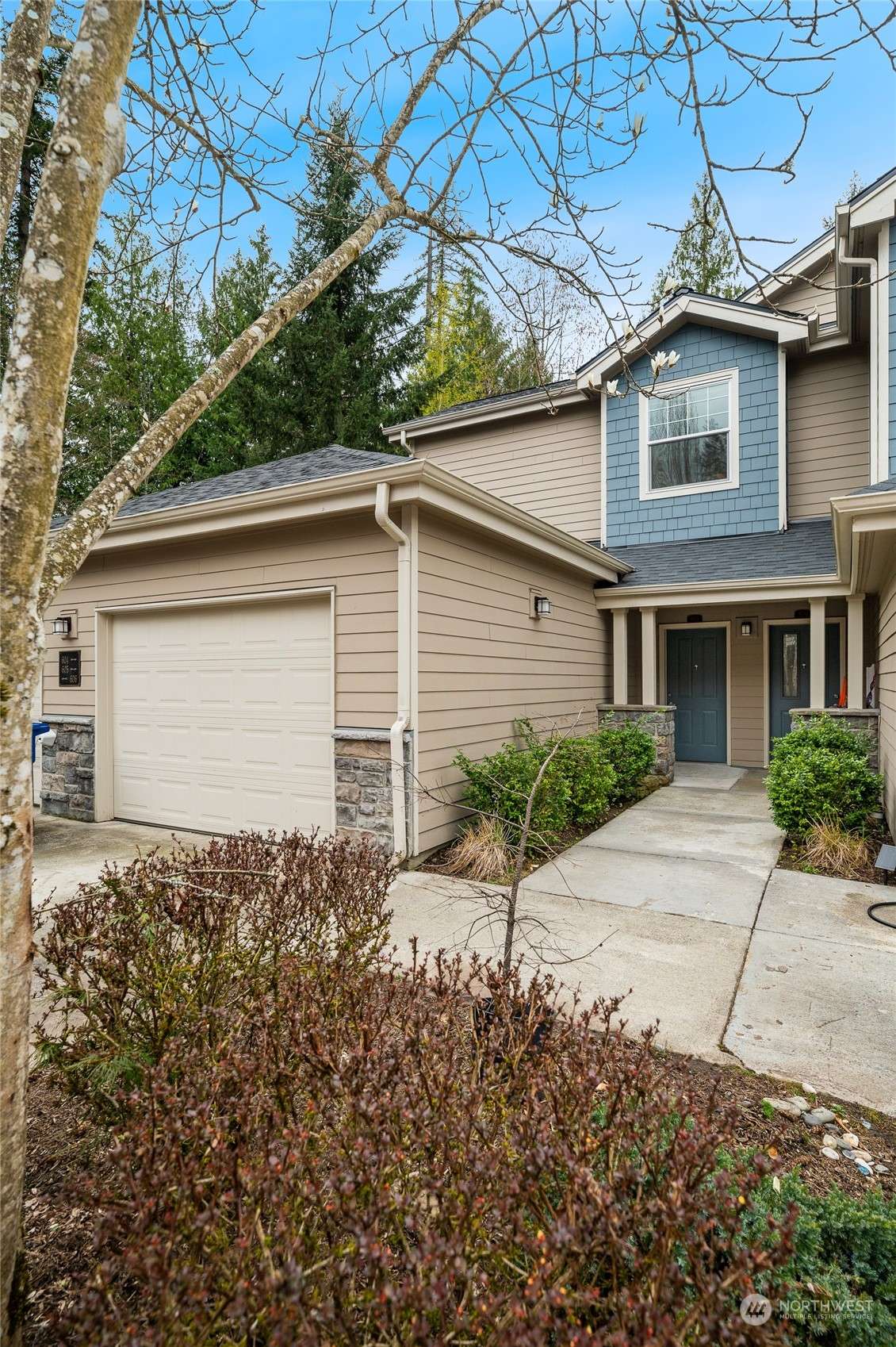 Sammamish, WA 98075,4327 Issaquah Pine Lake RD SE #605