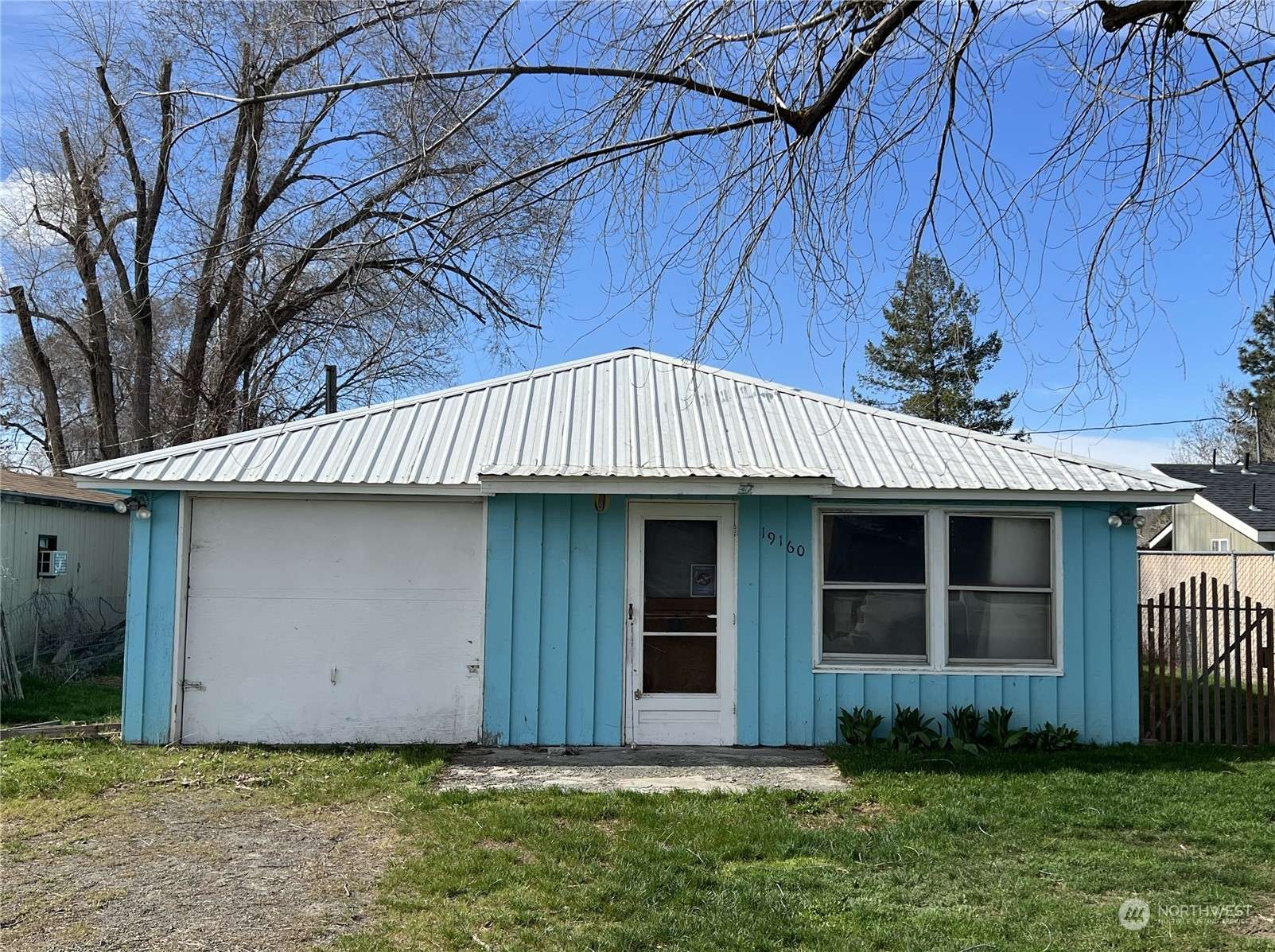 Soap Lake, WA 98851,19160 Franklin ST NW