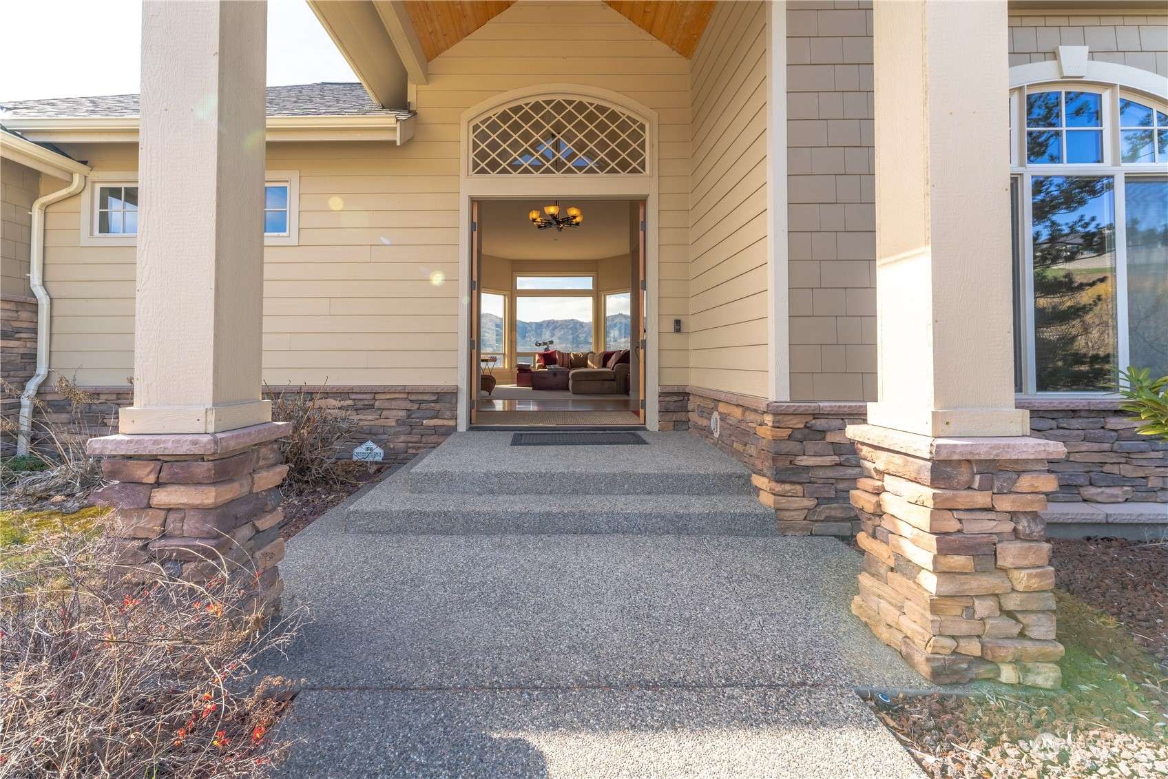 Chelan, WA 98816,104 Waterview DR