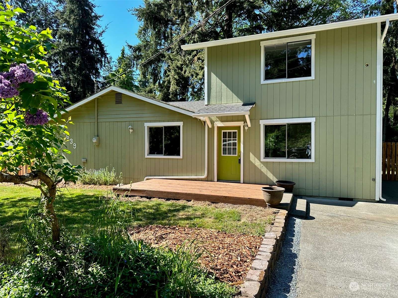 Clinton, WA 98236,3639 Kingston CT