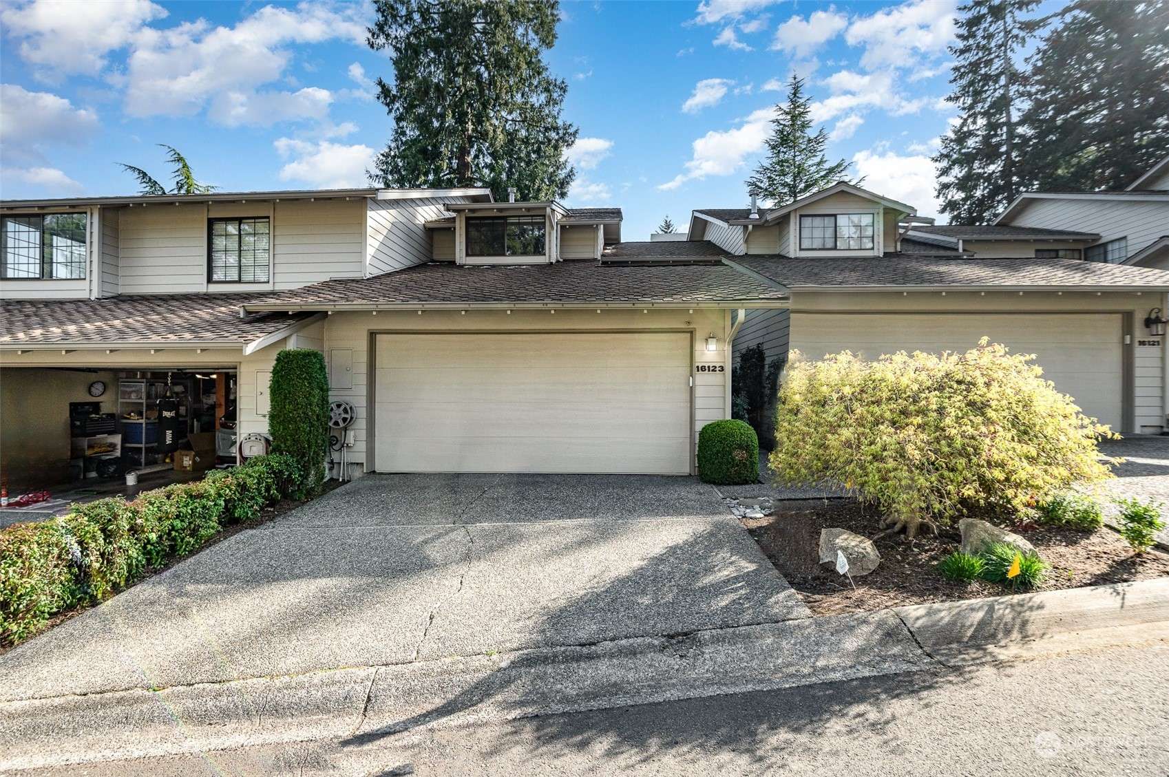 Bellevue, WA 98008,16123 SE 33rd CIR