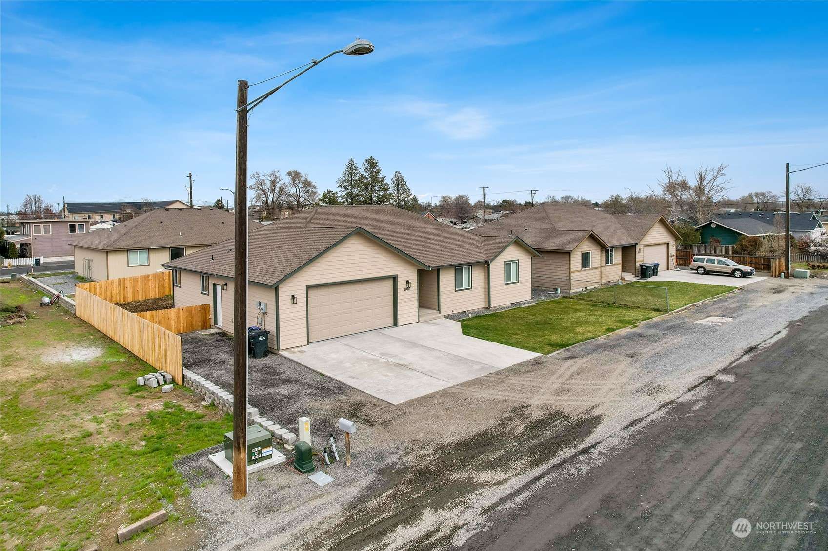 Moses Lake, WA 98837,1026 W Virginia ST