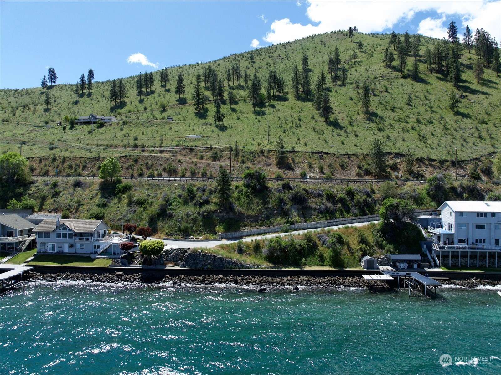 Chelan, WA 98816,2650 S Lakeshore RD