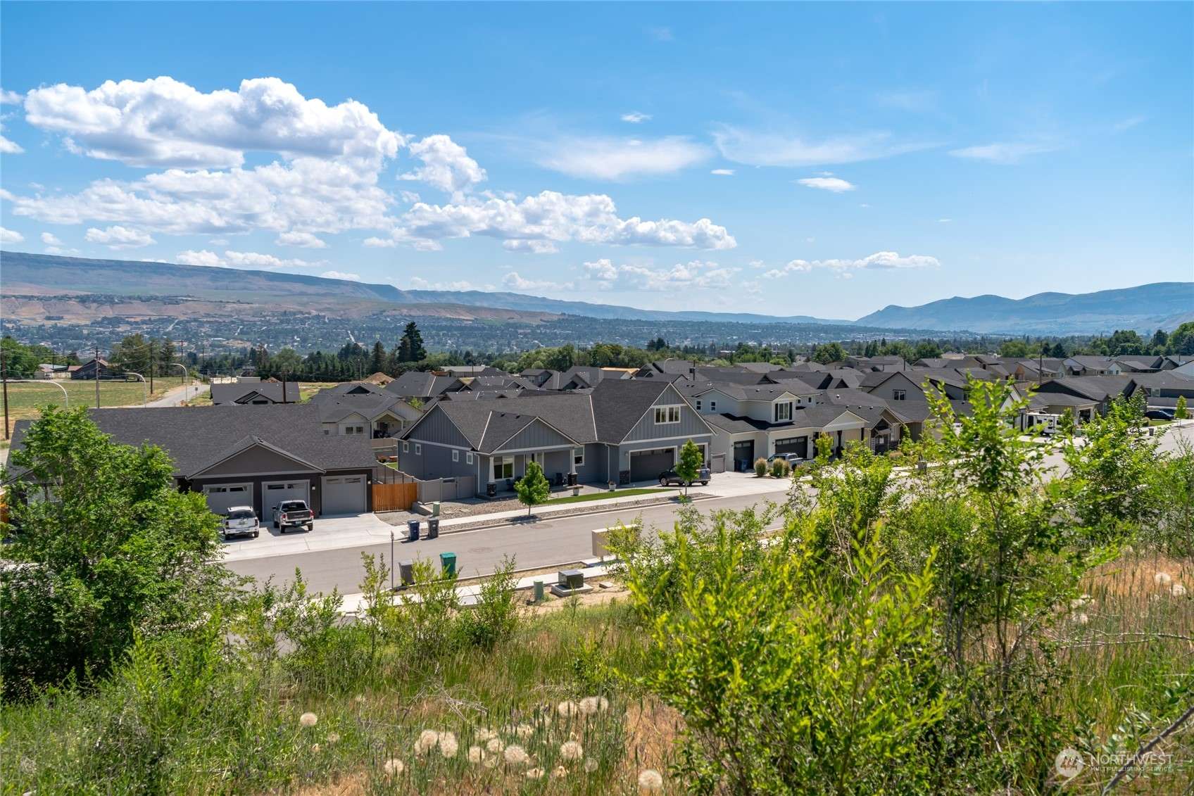 Wenatchee, WA 98801,1024 Joni LN