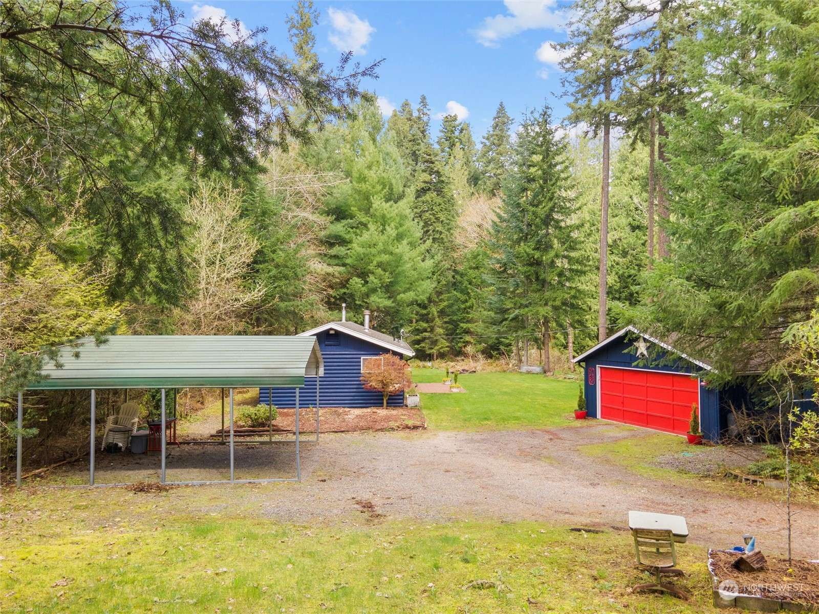 Rainier, WA 98576,13708 Otter CT SE