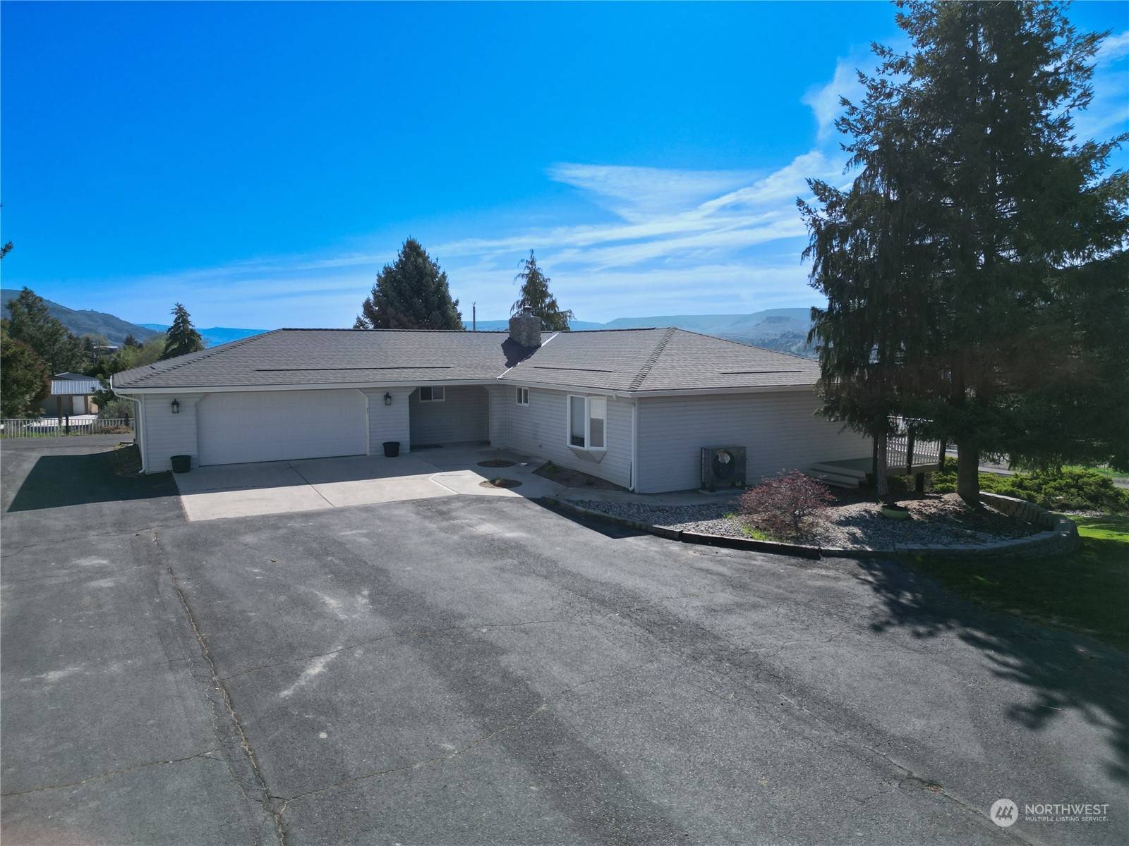 Grand Coulee, WA 99133,227 D ST