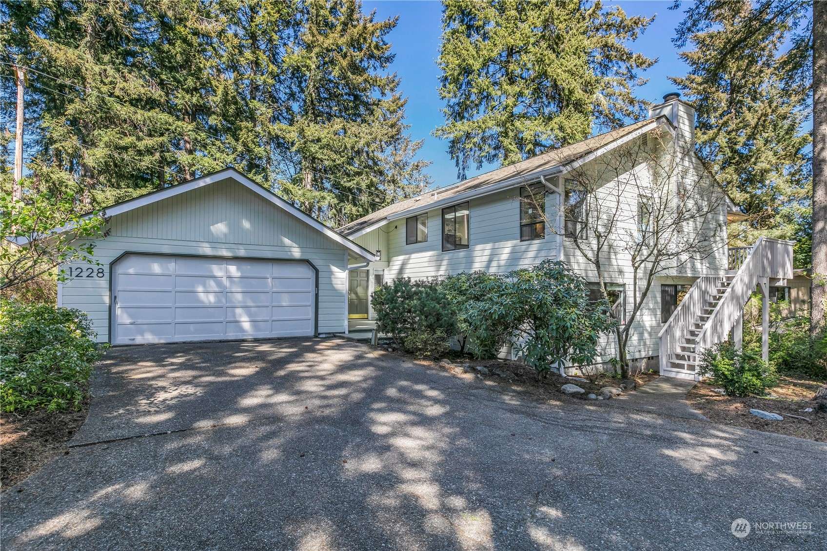 Olympia, WA 98502,1228 11th CT SW