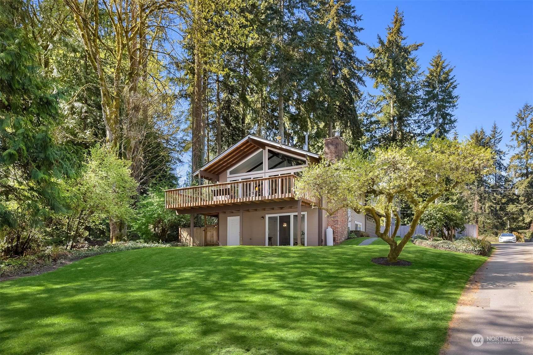 Bainbridge Island, WA 98110,8880 Ferncliff AVE NE