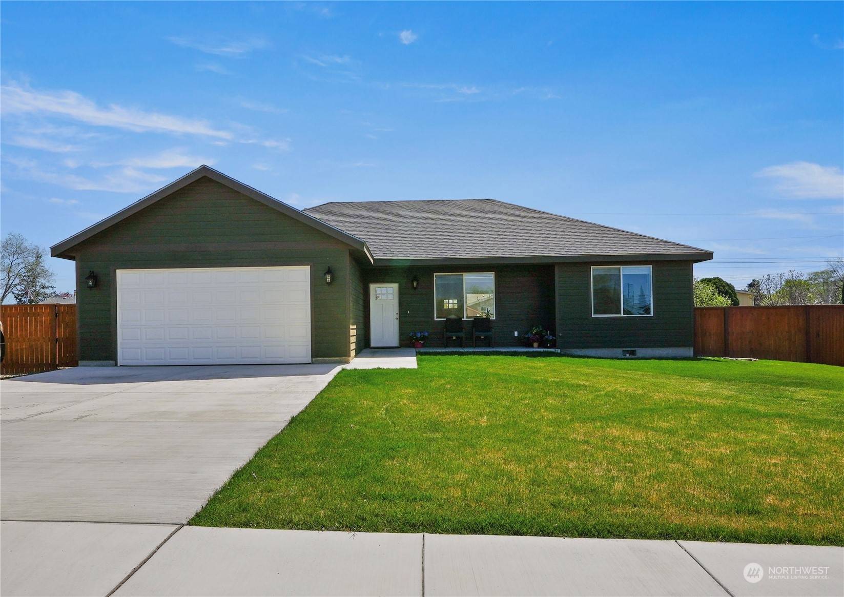 Soap Lake, WA 98851,517 SE 2nd AVE