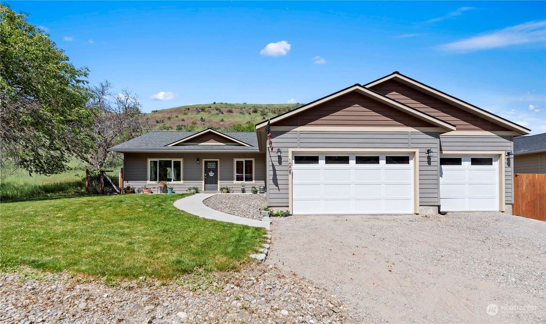 Entiat, WA 98822,1008 Mesa PL