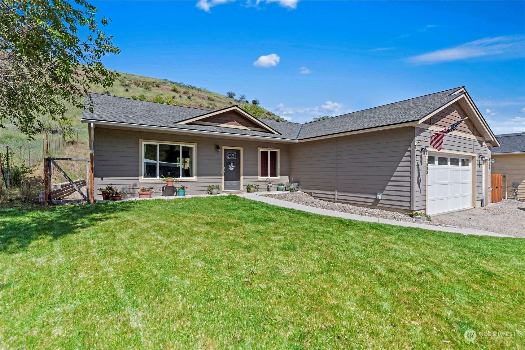 Entiat, WA 98822,1008 Mesa PL