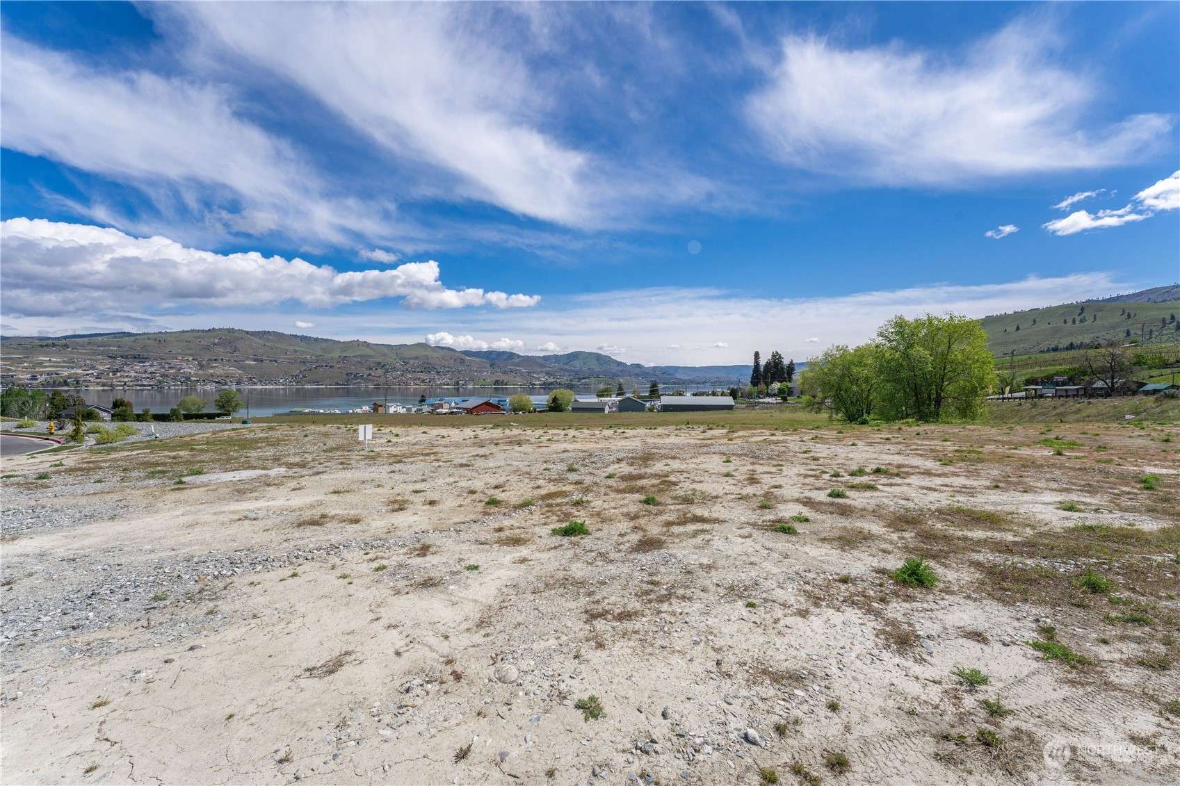 Chelan, WA 98816,178 Loretta LN