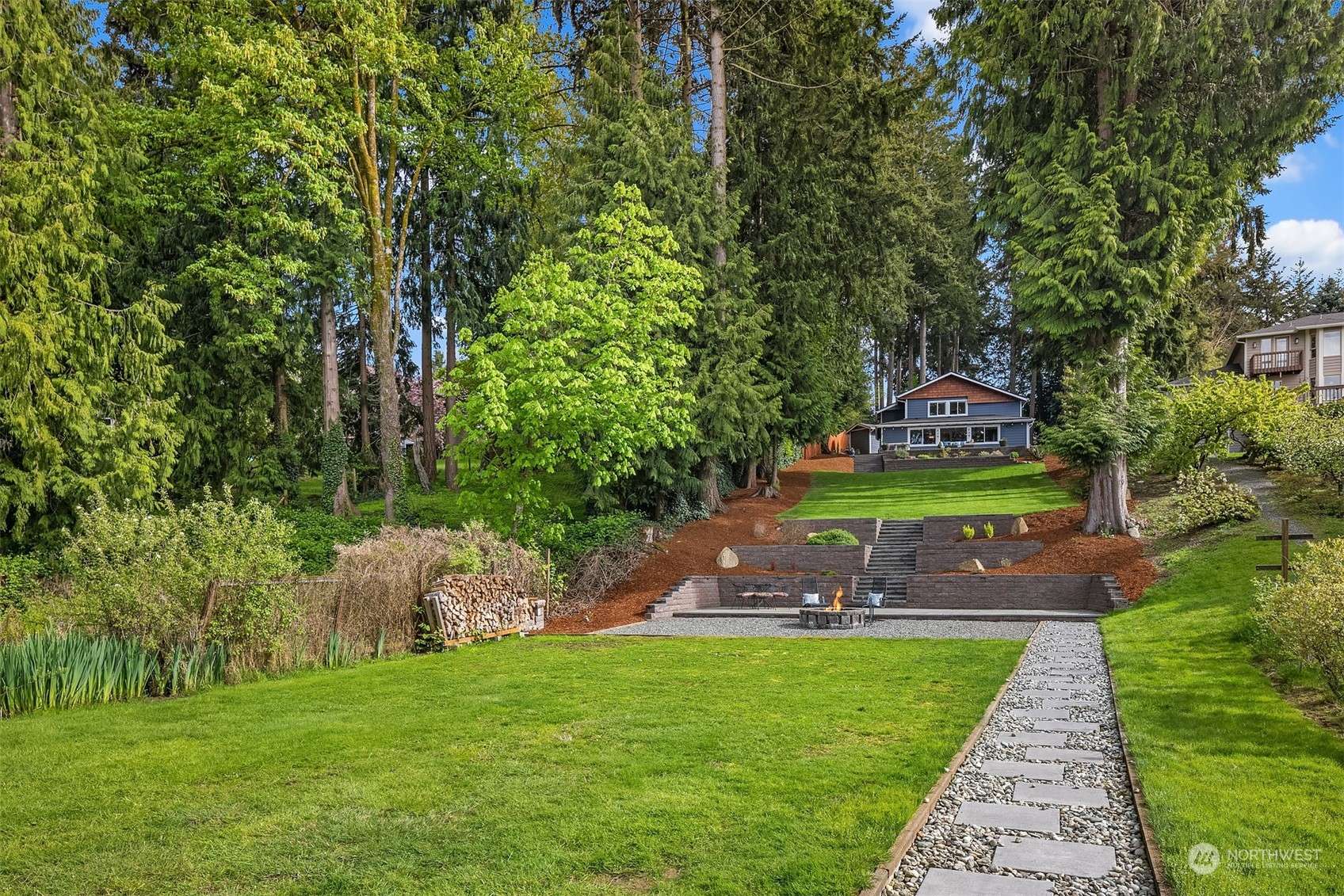 Lynnwood, WA 98087,1523 S Lake Stickney DR