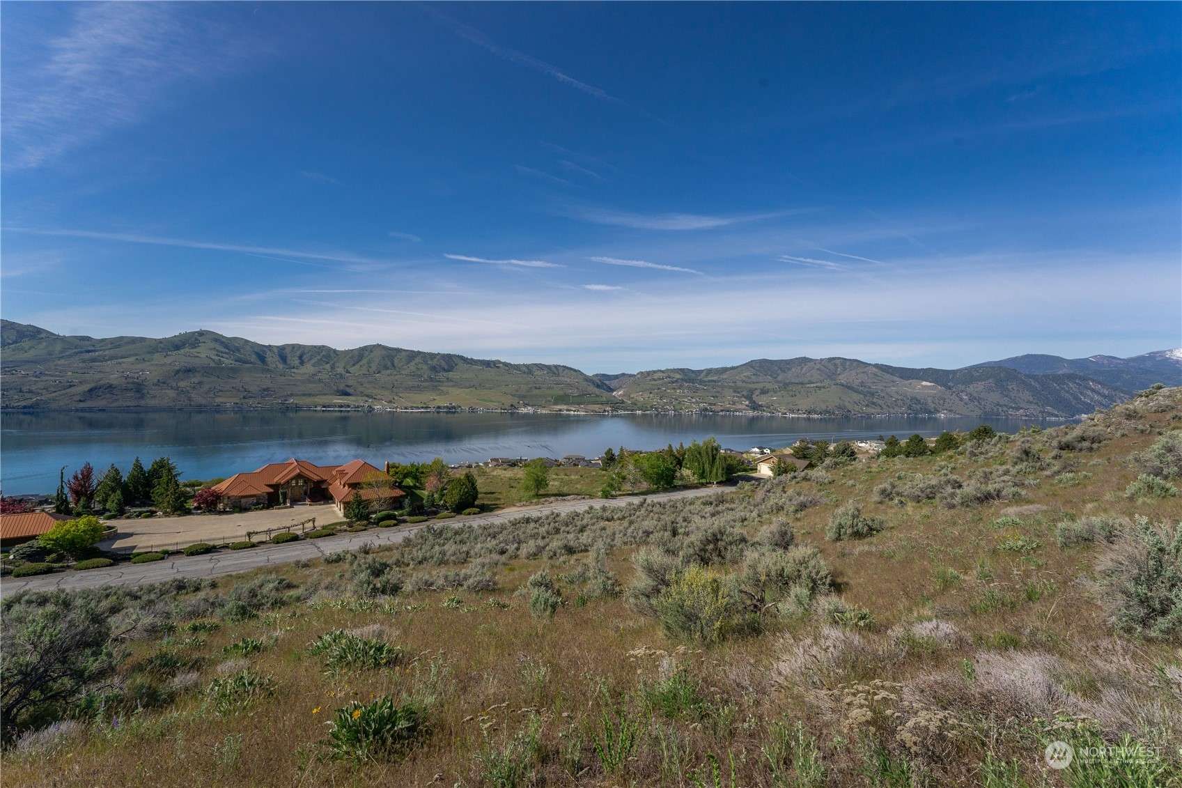 Chelan, WA 98816,350 Highpoint LN