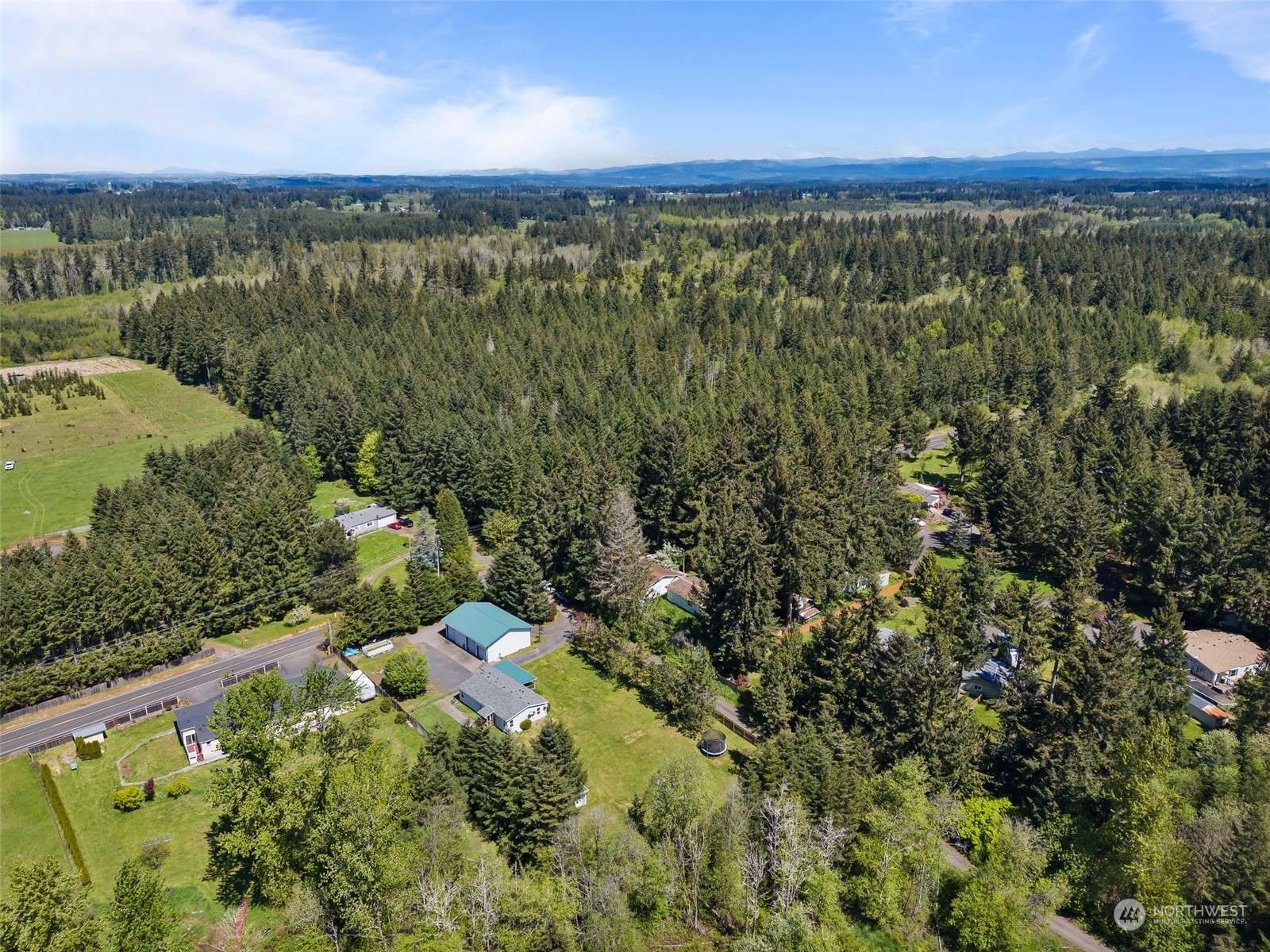 Winlock, WA 98596,102 Vineyard LN