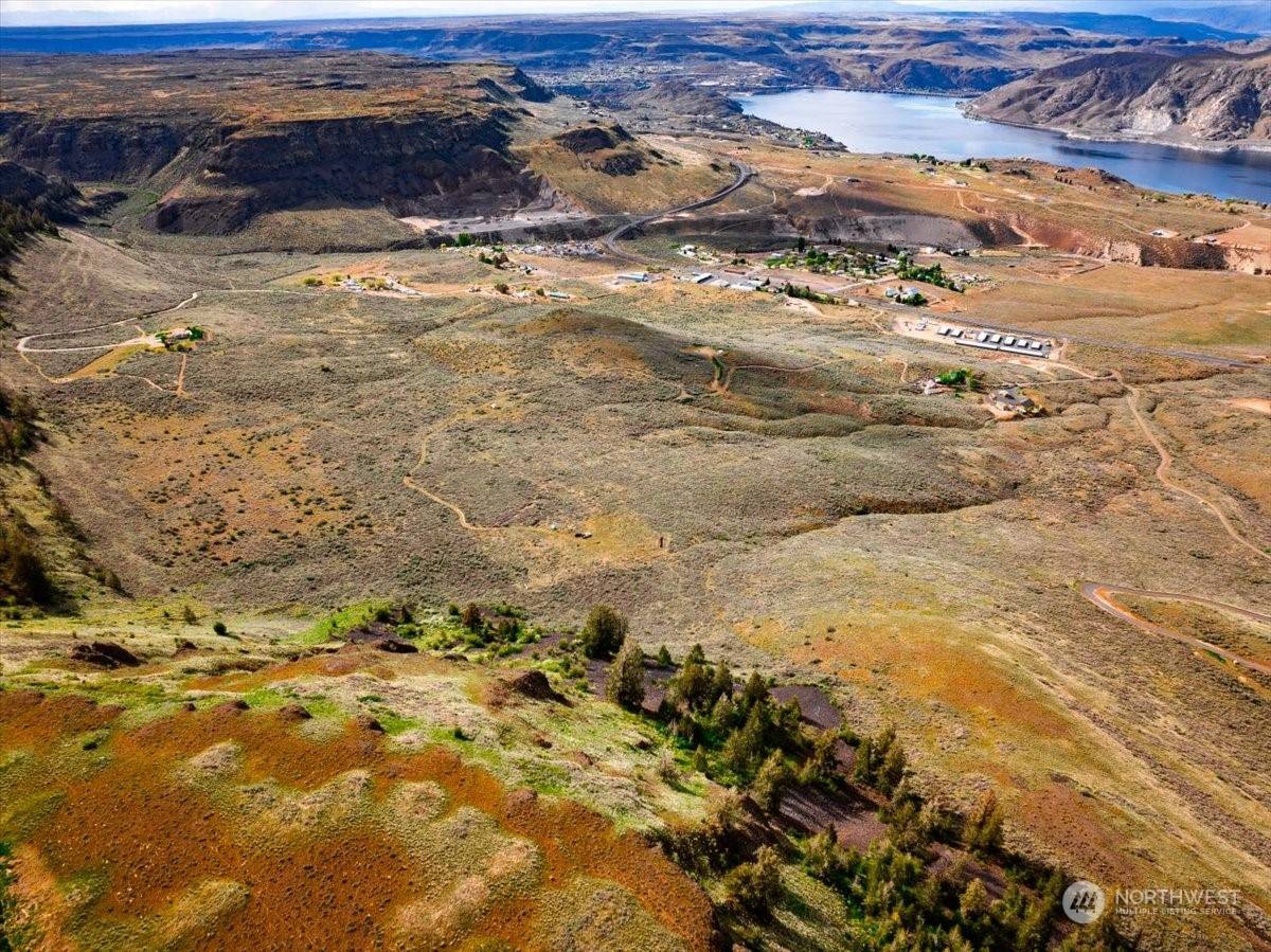 Grand Coulee, WA 99133,44621 Highway 174 N