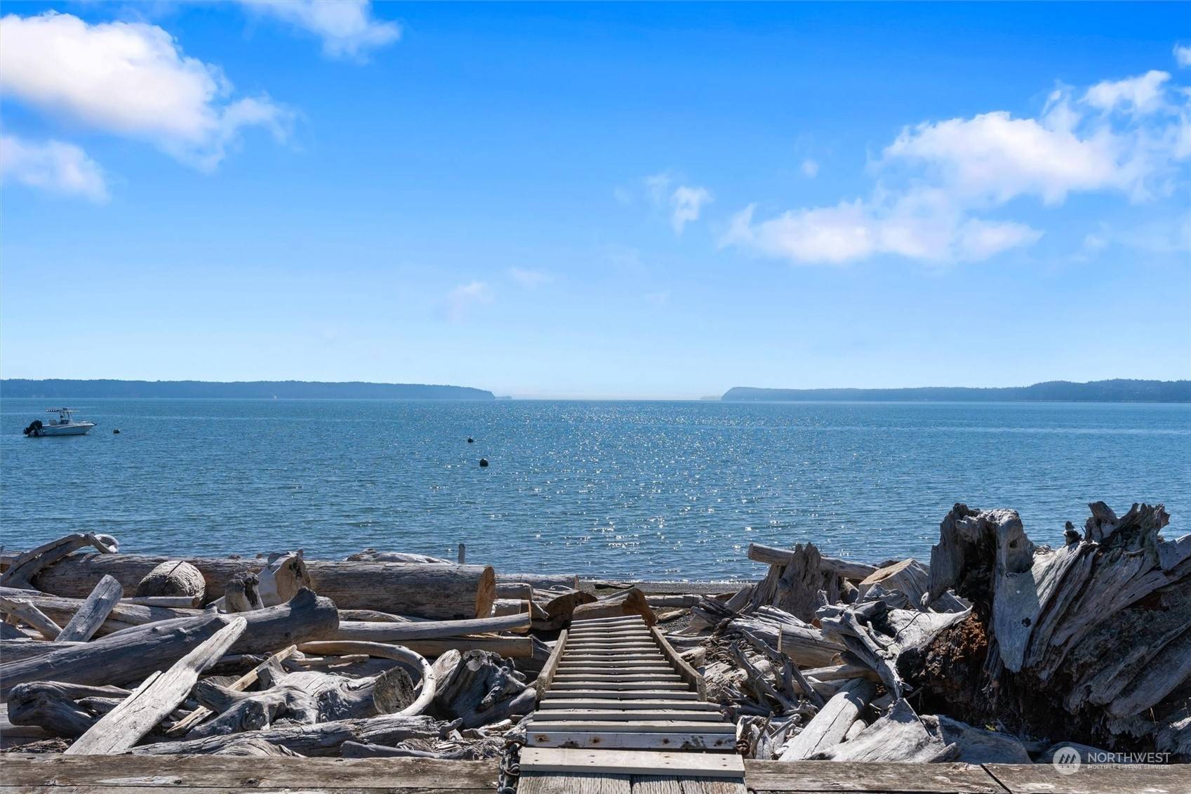 Camano Island, WA 98282,279 Driftwood Shores RD