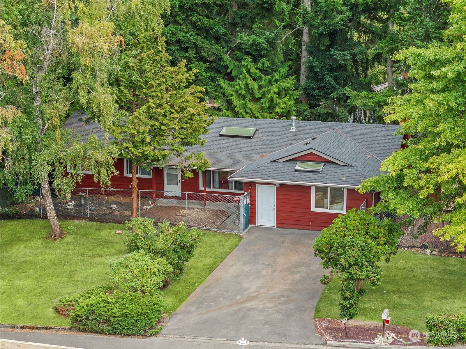 Edmonds, WA 98026,5605 146th ST SW